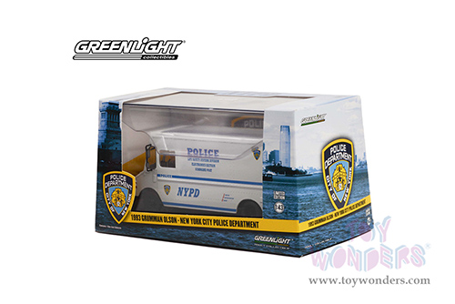 Greenlight - Grumman Olson Van New York City Police Department (NYPD) Life Safety Systems Division (1993, 1/43 scale diecast model car, White/Blue stripes) 86193