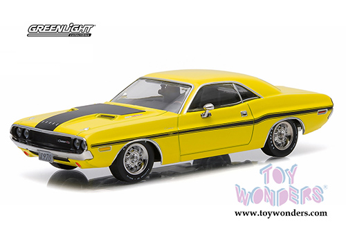 Greenlight - Dodge Challenger R/T Hard Top (1970, 1/43 scale diecast model car, Yellow) 86303
