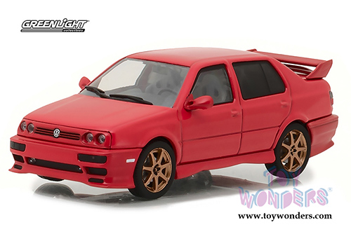 Greenlight - Volkswagen Jetta A3 Hardtop (1995, 1/43 scale diecast model car, Red) 86313