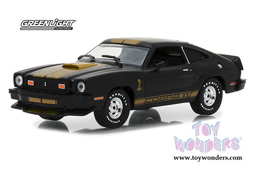 Greenlight - Ford Mustang II Cobra II Hardtop (1977, 1/43 scale diecast model car, Black w/ Gold Stripes) 86319