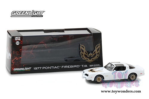 Greenlight - Pontiac&reg; Firebird&reg; Trans AM T-Top (1977, 1/43 scale diecast model car, Cameo White) 86331
