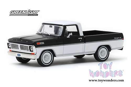 Greenlight - Ford F-100 Ranger XLT Pickup Truck (1970, 1/43 scale diecast model car, Black/White) 86338