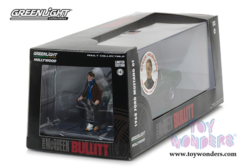 Greenlight - Bullitt Steve McQueen's Ford Mustang GT Fastback with Steve McQueen Figurine (1968, 1/43 scale diecast model car, Green) 86433
