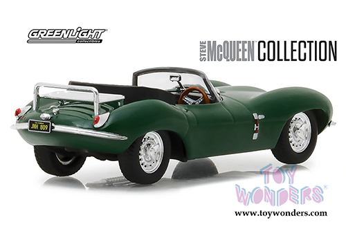 Greenlight - Steve McQueen's Jaguar XKSS with Steve McQueen Figurine (1956, 1/43 scale diecast model car, Green) 86434