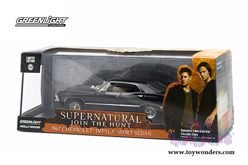 Greenlight Hollywood - Supernatural | Chevrolet Impala Sports Sedan "Supernatural" TV Series (1967, 1/43 scale diecast model car, Black) 86441