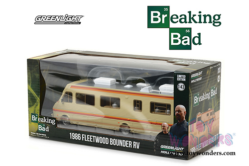 Greenlight Hollywood Breaking Bad - Fleetwood Bounder RV (1986, 1/43 scale diecast model car, Beige) 86500