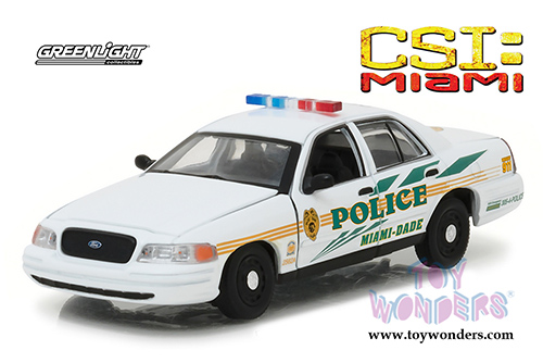 Greenlight Hollywood - CSI: Miami - Ford Crown Victoria Police Interceptor Miami-Dade Police (2003, 1/43 scale diecast model car, White) 86508