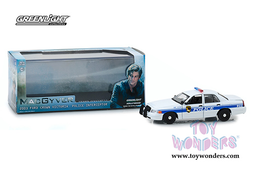 Greenlight Hollywood - MacGyver&trade; - Ford Crown Victoria Police Interceptor (2003, 1/43 scale diecast model car, White/Blue) 86520