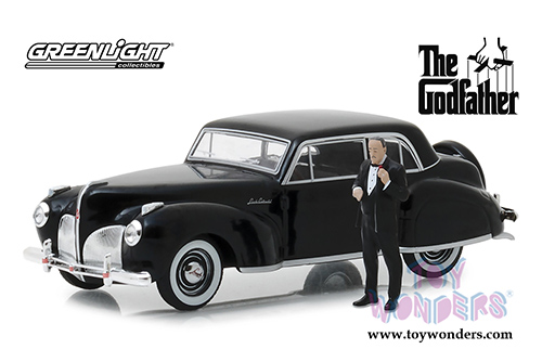 Greenlight Hollywood - The Godfather Lincoln Continental with Don Corleone Figure (1941, 1/43 scale diecast model car, Black) 86552