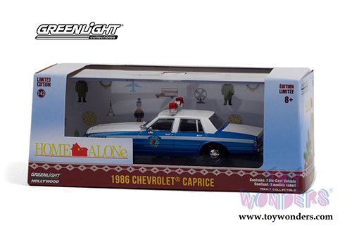 Greenlight Hollywood - Chevrolet&reg; Caprice Wilmette, Illinois Police - Home Alone (1986, 1/43 scale diecast model car, Blue/White) 86585