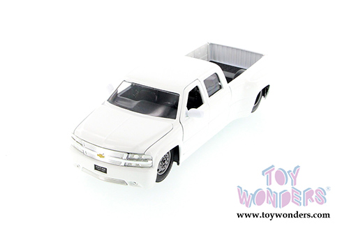 Jada Toys Bigtime Kustoms - Chevy Silverado Dooley Pickup (1999, 1/24 scale diecast model car, Asstd.) 90146YJ