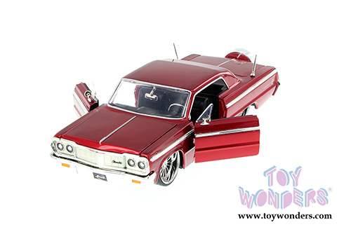 Jada Toys Bigtime Kustoms - Chevy Impala Hard Top (1964, 1/24 scale diecast model car, Asstd.) 90159FA