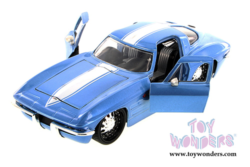 Jada Toys Bigtime Muscle - Corvette Stingray Hardtop (1963, 1/24 scale diecast model car, Asstd.) 90218YU