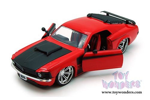 Jada Toys Bigtime Muscle - Ford Mustang Boss 429 Hard Top (1970, 1/24 scale diecast model car, Asstd.) 90348