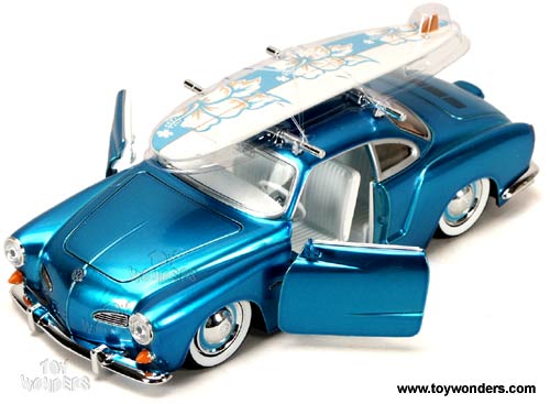 Jada Toys VDUBS - Volkswagen Karmann Ghia Hard Top w/ Surfboard (1959, 1/24 scale diecast model car, Asstd.) 91045MT