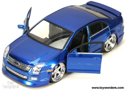 Jada Toys Dub City - Ford Fusion Hard Top (2006, 1/24 scale diecast model car, Asstd.) 91074HT