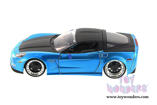 Jada Toys Bigtime Muscle - Chevy Corvette Z06 Hardtop (2006, 1/24 scale diecast model car, Asstd.) 91184YU
