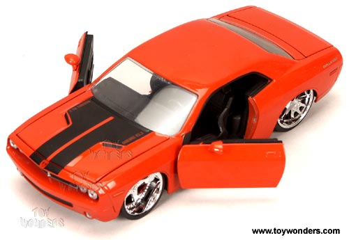 Jada Toys Bigtime Muscle - Dodge Challenger Concept Hard Top (2006, 1/24 scale diecast model car, Asstd.) 91260AF
