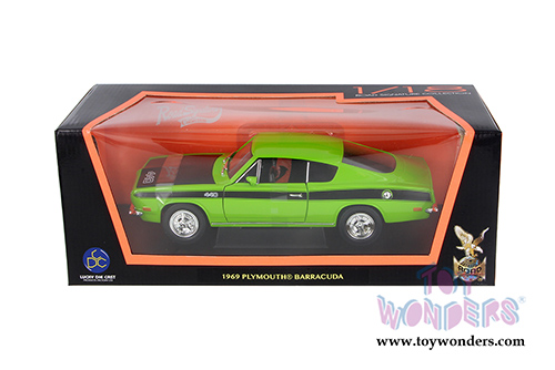 Lucky Road Signature - Plymouth Barracuda Hard Top (1969, 1/18 scale diecast model car, Green) 92179GN/12