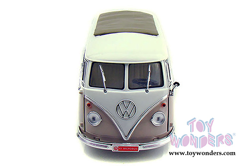 Lucky Road Signature - Volkswagen Microbus w/ Fabric Sliding Sunroof (1962, 1/18 scale diecast model car, Cream) 92327CM/12