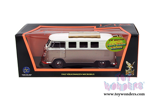Lucky Road Signature - Volkswagen Microbus w/ Fabric Sliding Sunroof (1962, 1/18 scale diecast model car, Cream) 92327CM/12
