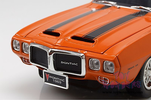 Lucky Road Signature - Pontiac Firebird Hard Top (1969, 1/18 scale diecast model car, Orange) 92368OR