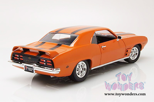 Lucky Road Signature - Pontiac Firebird Hard Top (1969, 1/18 scale diecast model car, Orange) 92368OR