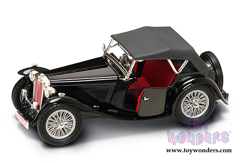 Lucky Road Signature - MG TC Midget Convertible w/ Removable Bonnet (1947, 1/18 scale diecast model car, Black) 92468BK/12