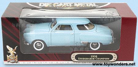 Yatming - Studebaker Champion (1950, 1:18, Blue) 92478