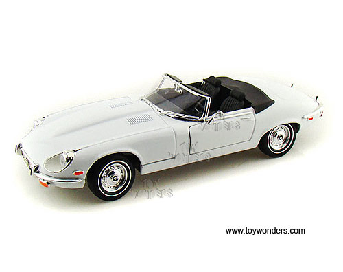 Yatming - Jaguar E-Type Convertible (1971, 1/18 scale diecast model car, White) 92608