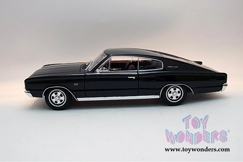 Lucky Road Signature - Dodge Charger Hard Top (1966, 1/18 scale diecast model car, Black) 92638BK/12