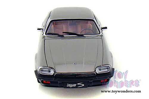 Lucky Road Signature - Jaguar XJS Hardtop (1975, 1/18 scale diecast model car, Grey / Silver) 92658GY/12