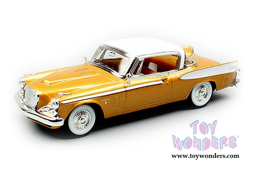 Lucky Road Signature - Studebaker Golden Hawk Hard Top (1958, 1/43 scale diecast model car, Gold) 94254G
