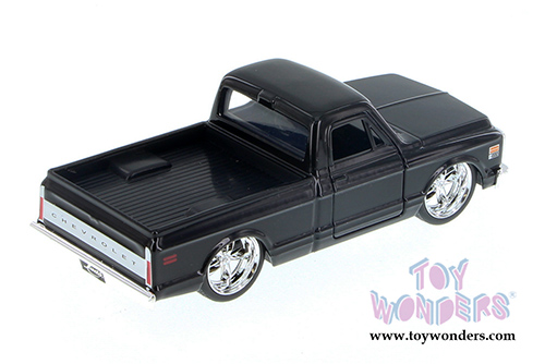 Jada Toys Just Trucks - 1972 Chevy Cheyenne Pickup (1972, 1/32 scale diecast model car, Asstd.) 97009