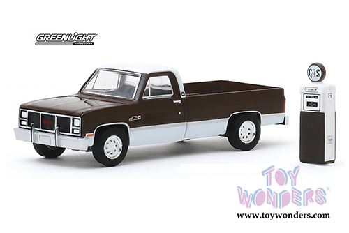 Greenlight - The Hobby Shop Series 8 (1/64 scale diecast model car, Asstd.) 97080/48