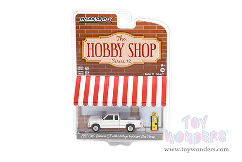 Greenlight - The Hobby Shop Series 12 | GMC&reg; Sonoma ST Pickup Truck and Vintage "Pennzoil" Gas Pump (1991, 1/64 scale diecast model car, White) 97120D/48