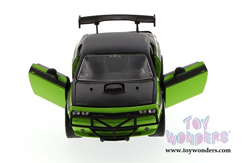Jada Toys Fast & Furious - Letty's Dodge Challenger SRT8 Off Road Hard Top (1970, 1/32 scale diecast model car, Green with Black) 97140