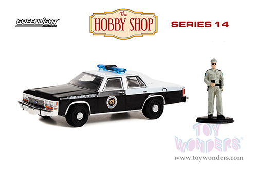 Greenlight - The Hobby Shop Series 14 | Ford LTD Crown Victoria Police "Florida Marine Patrol" and Police Officer (1990, 1/64 scale diecast model car, Black and White) 97140D/48