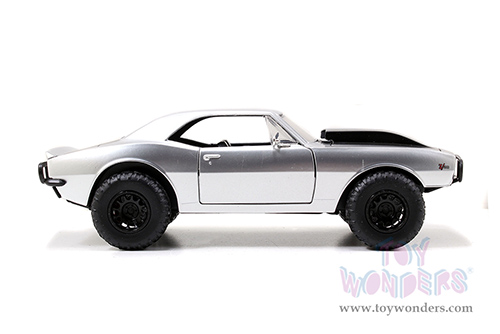 Jada Toys Fast & Furious - Roman's Chevrolet® Camaro® Z/28 Off Road (1967, 1/24 scale diecast model car, Candy Silver) 97166/4