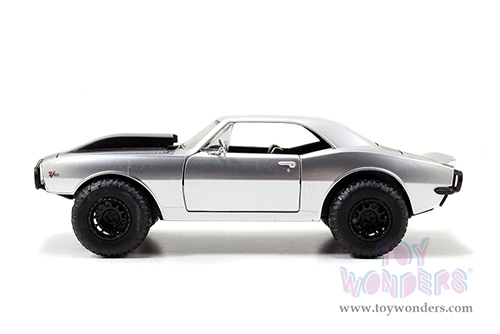 Jada Toys Fast & Furious - Roman's Chevrolet® Camaro® Z/28 Off Road (1967, 1/24 scale diecast model car, Candy Silver) 97166/4