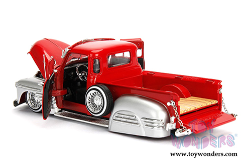 Jada Toys - Metals Die Cast Just Trucks | Chevy&reg; Pick Up (1951, 1/24 scale diecast model car, Asstd.) 97229WA1