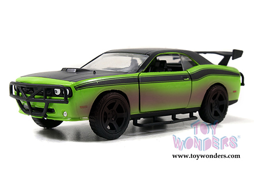 Jada Toys Fast & Furious - Dom's 1970 Dodge Charger Off-Road and Letty's Dodge Challenger Off-Road Twin Pack Hardtop (1970, 1/32 scale diecast model car, Asstd.) 97340