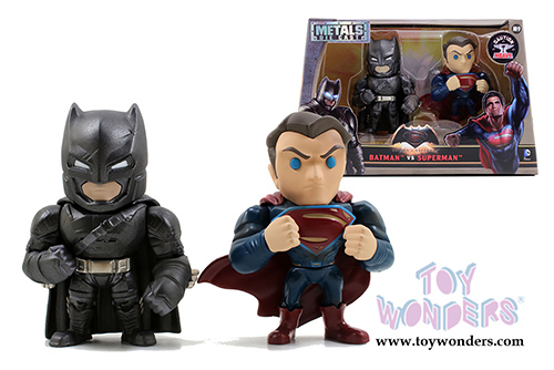Jada Toys - Metals Die Cast | Batman v Superman - Armored Batman and Superman Twin Pack Movie Version Figures (4" diecast model toy, Black and Blue) 97394