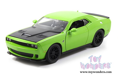 Jada Toys Bigtime Muscle - Dodge Challenger SRT Hellcat Hard Top (2015, 1/24 scale diecast model car, Asstd.) 97600
