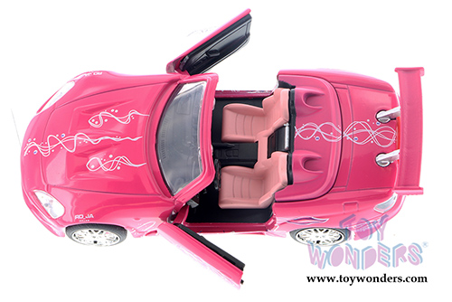 Jada Toys Fast & Furious - Suki's Honda S2000 Convertible F8 "The Fate of the Furious" Movie (2001, 1/32 scale diecast model car, Pink) 97610
