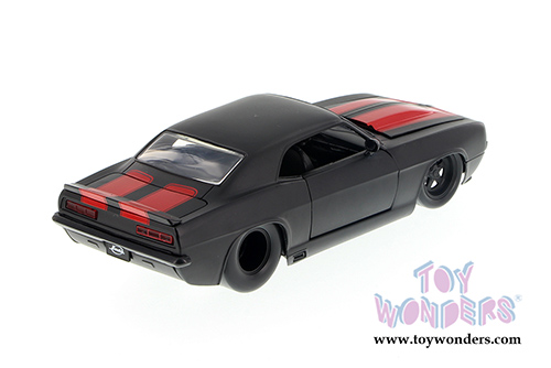 Jada Toys Bigtime Muscle - Chevy Camaro Hard Top (1969, 1/24 scale diecast model car, Asstd.) 97673PD