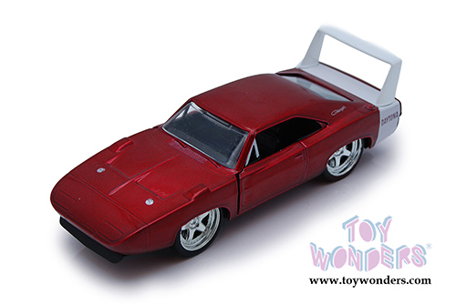 Jada Toys - Dodge Charger Daytona Hardtop (1969, 1/24 scale diecast model car, Asstd.) 97681HT