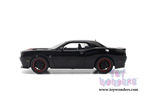 Jada Toys - Metals Die Cast | Bigtime Muscles Dodge Challenger SRT Hellcat Hardtop (2015, 1/24 scale diecast model car, Glossy Black) 97855