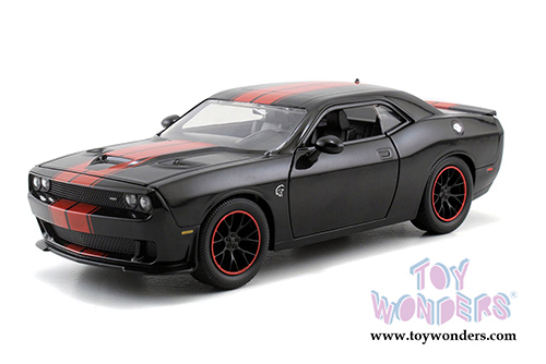 Jada Toys Bigtime Muscle - Dodge Challenger SRT Hellcat Hard Top (2015, 1/24 scale diecast model car, Asstd.) 97859DP1