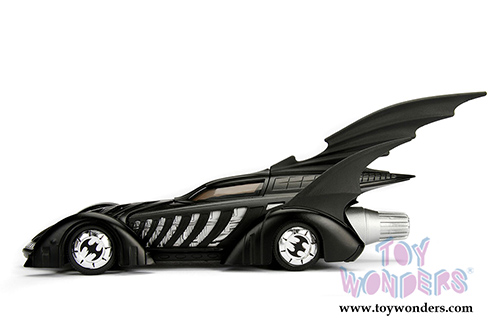 Jada Toys - Metals Die Cast | 1995 Batman Forever&trade; Batmobile&trade; with Batman&trade; figure (1/24, diecast model car, Black) 98036